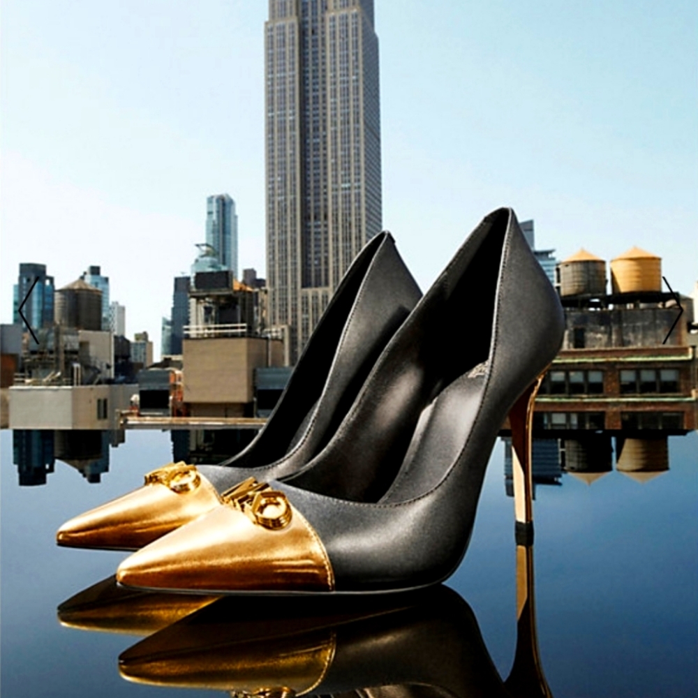 Michael Kors: Black & Gold Park Leather Pump